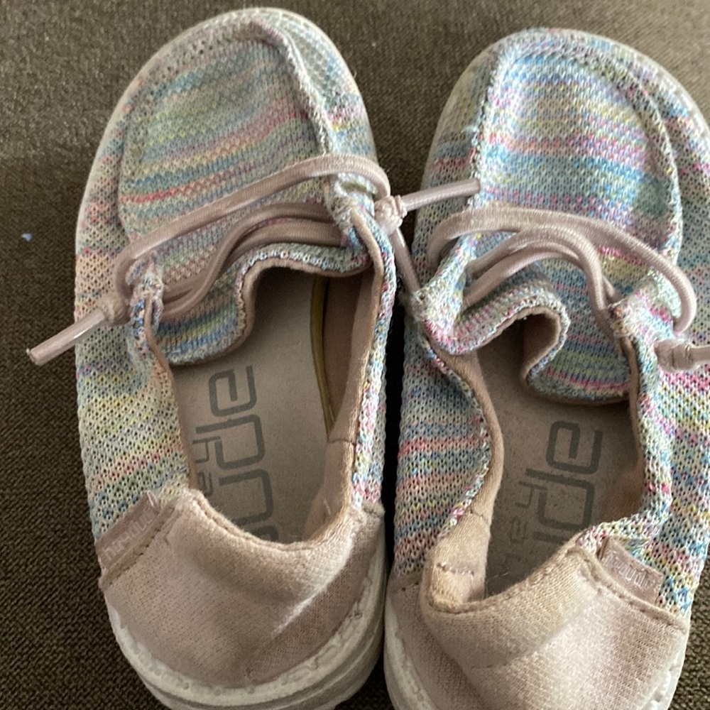Wendy hey dude size 8 toddler